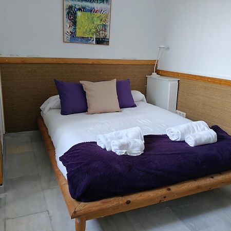 Boho Chic River Side Apartment Севилья Экстерьер фото