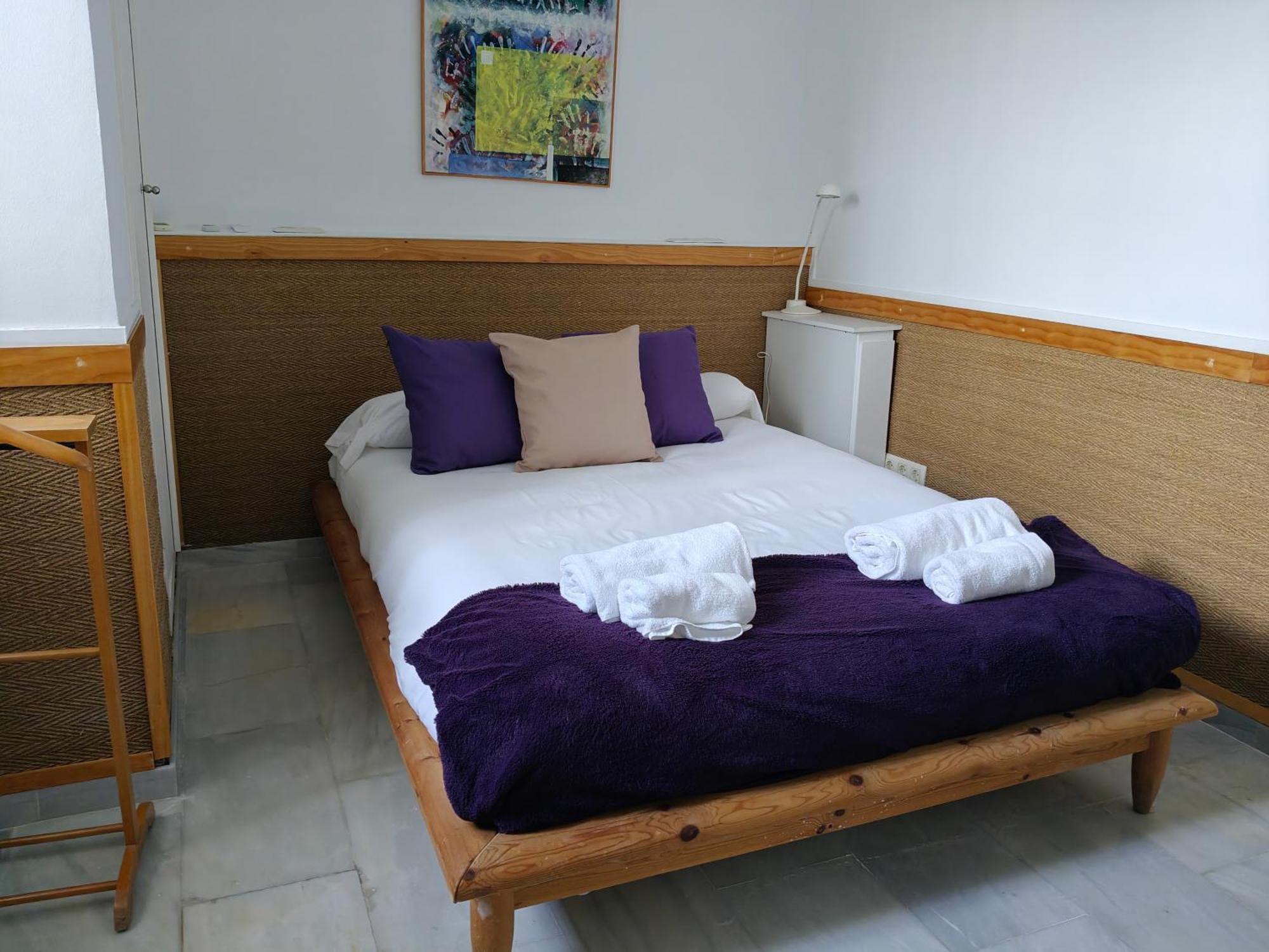 Boho Chic River Side Apartment Севилья Экстерьер фото